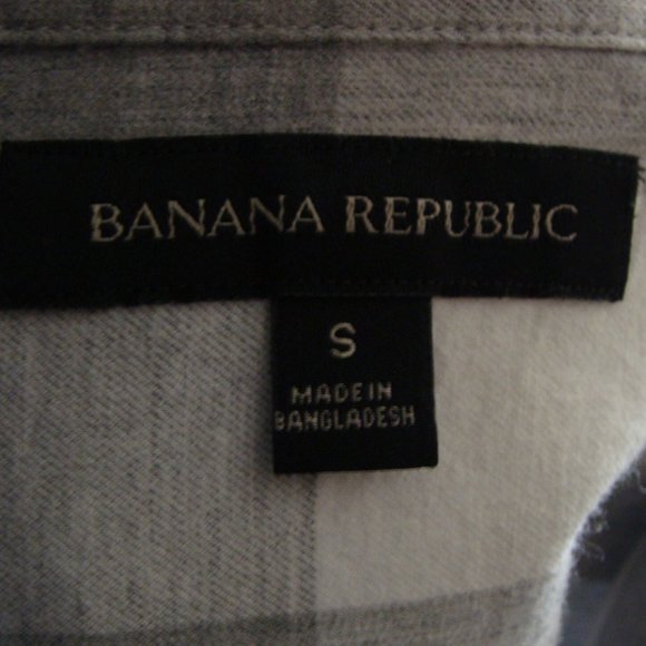 BANANA REPUBLIC Gray & White BUFFALO Plaid RUFFLE Trim FLANNEL Top Sz SMALL - Picture 6 of 6